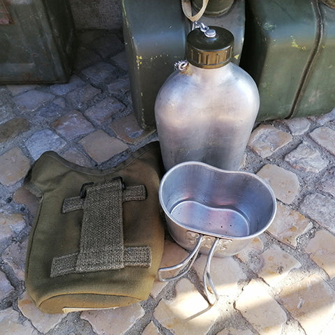 Cantimplora original del ejército francés.