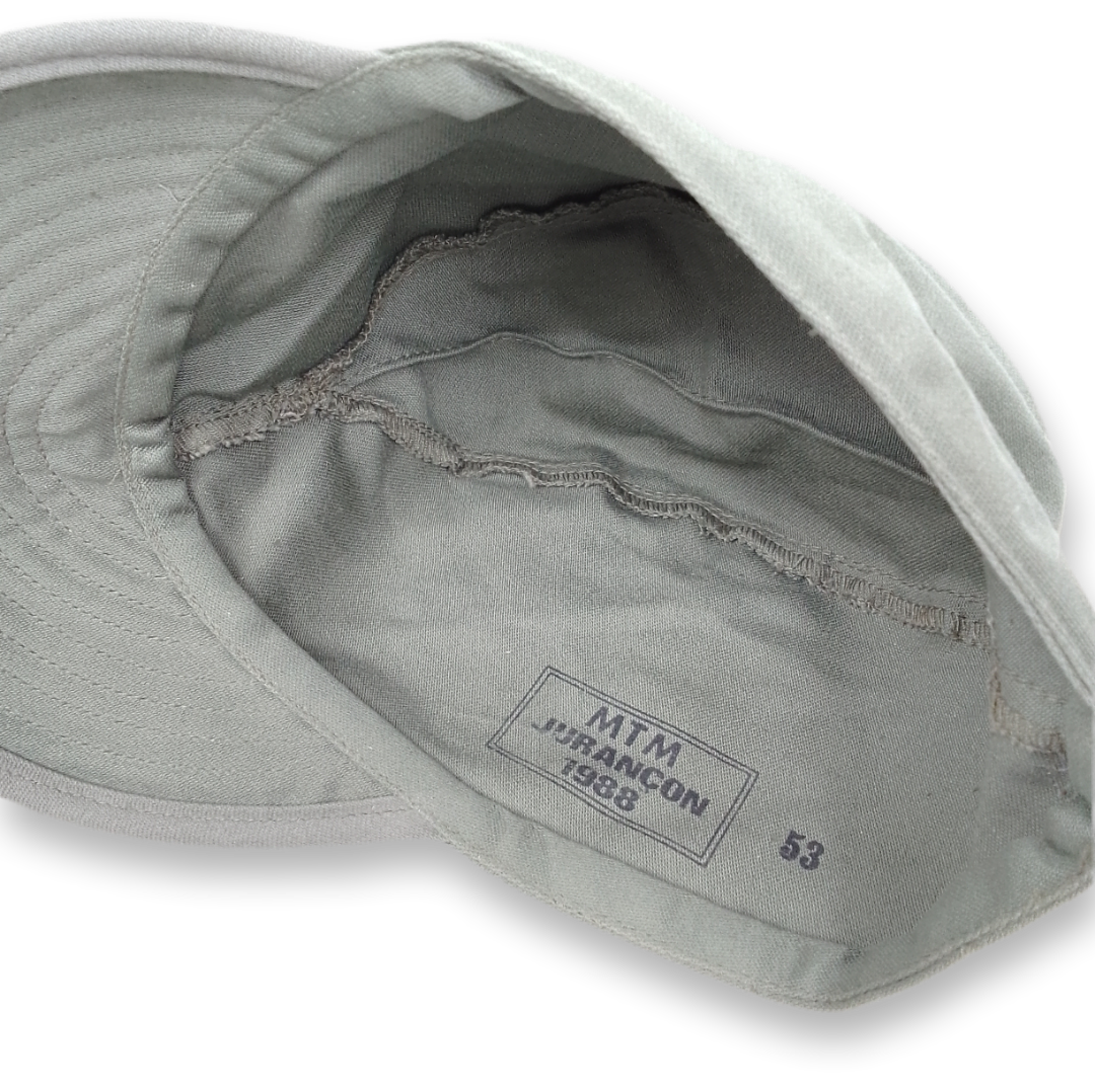 Quico / bone Francês