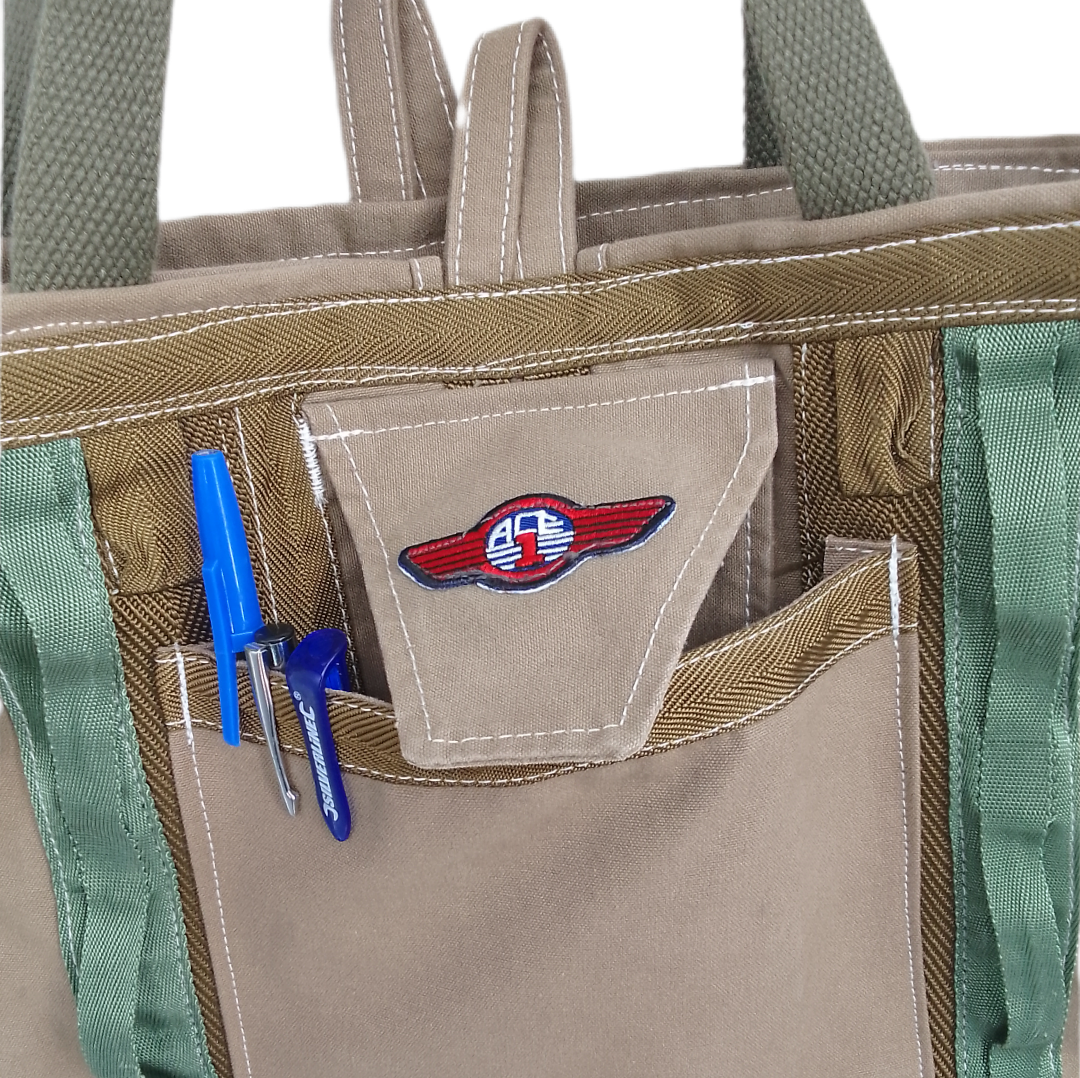 Saco reciclado de bolsa de paraquedas com patches