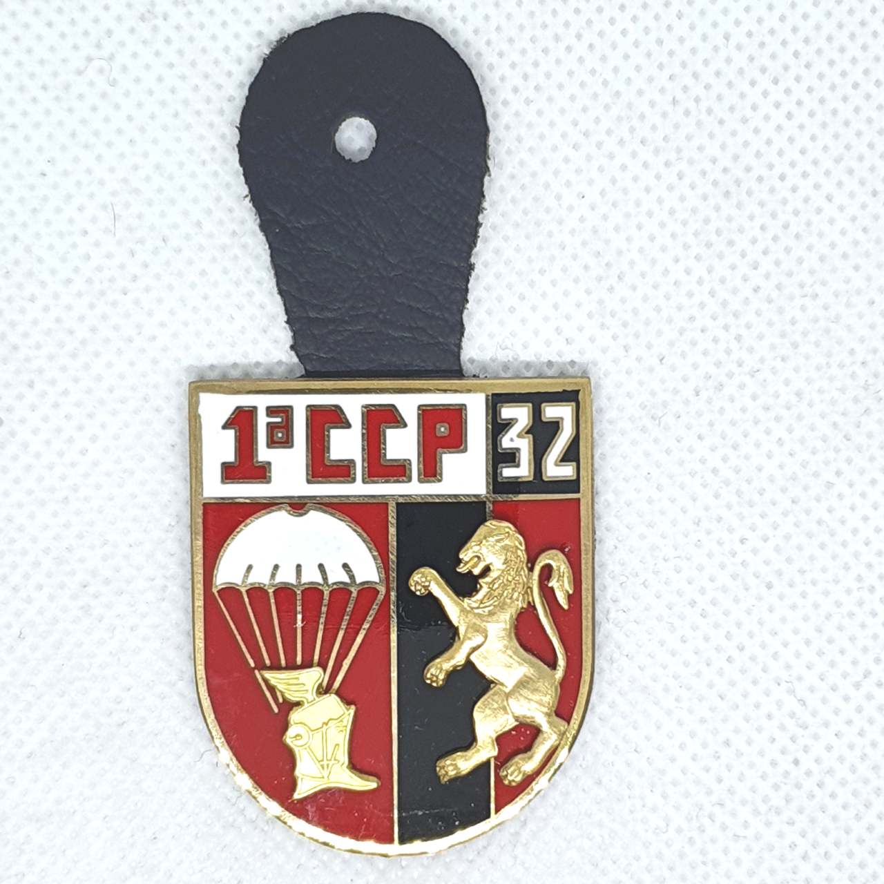 Cracha do BCP 32 – 1ª CCP - Trincheira Militar