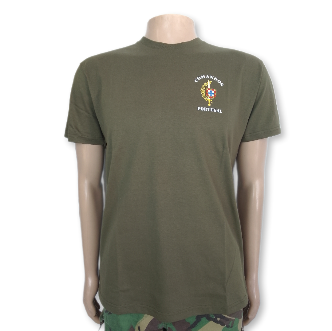 Tshirt Comandos estampada cracha boina