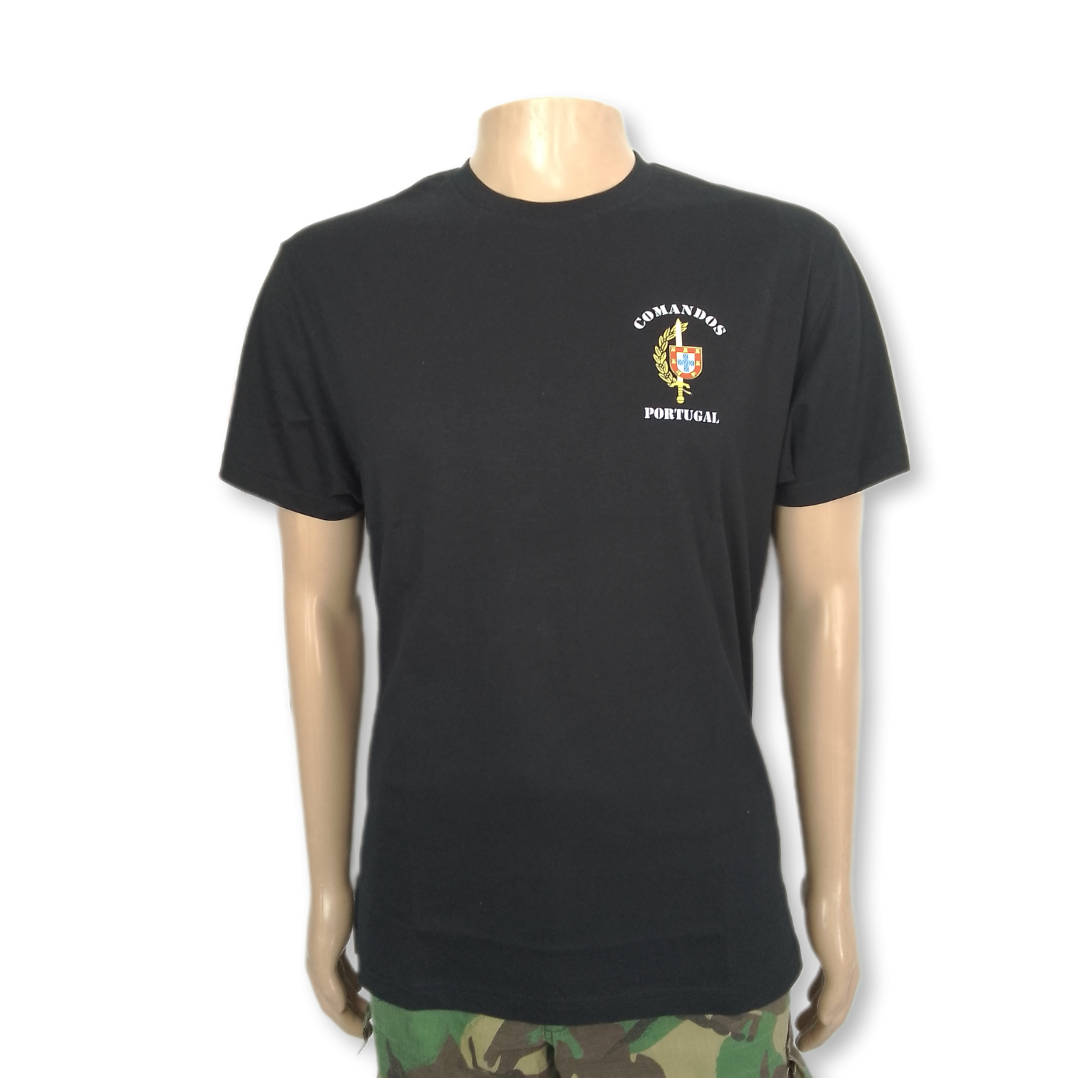 Tshirt Comandos estampada cracha boina