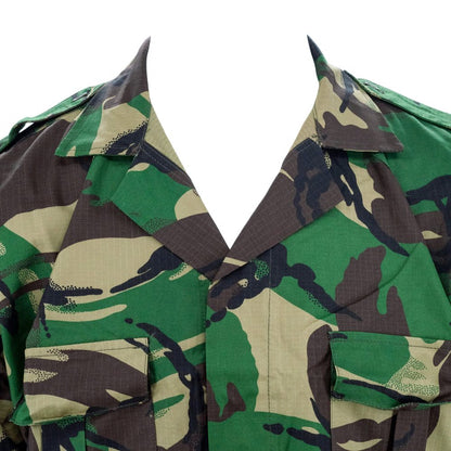 Camisa manga curta camuflada