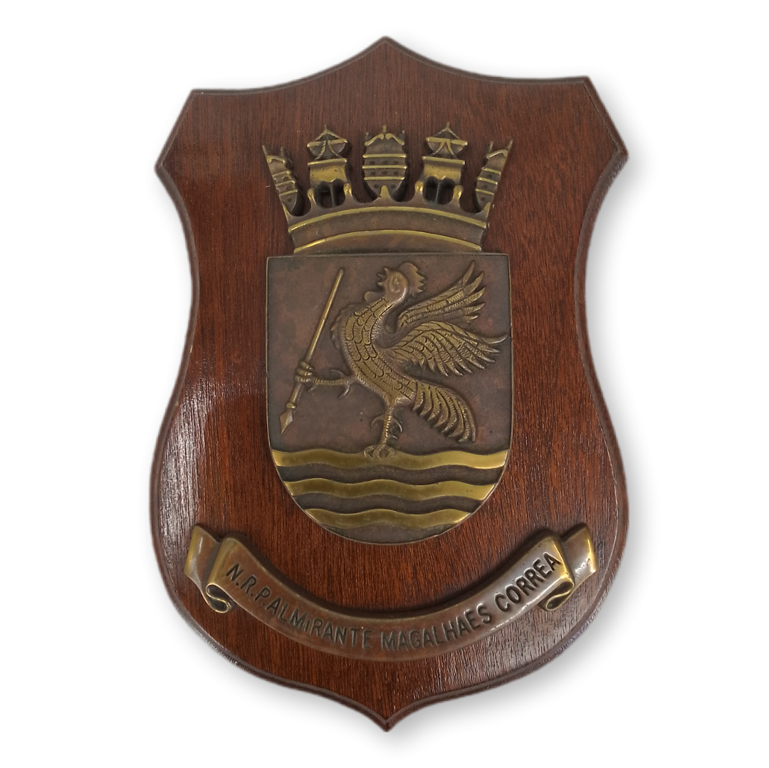 Cresta NRP Almirante Magalhães Corrêa
