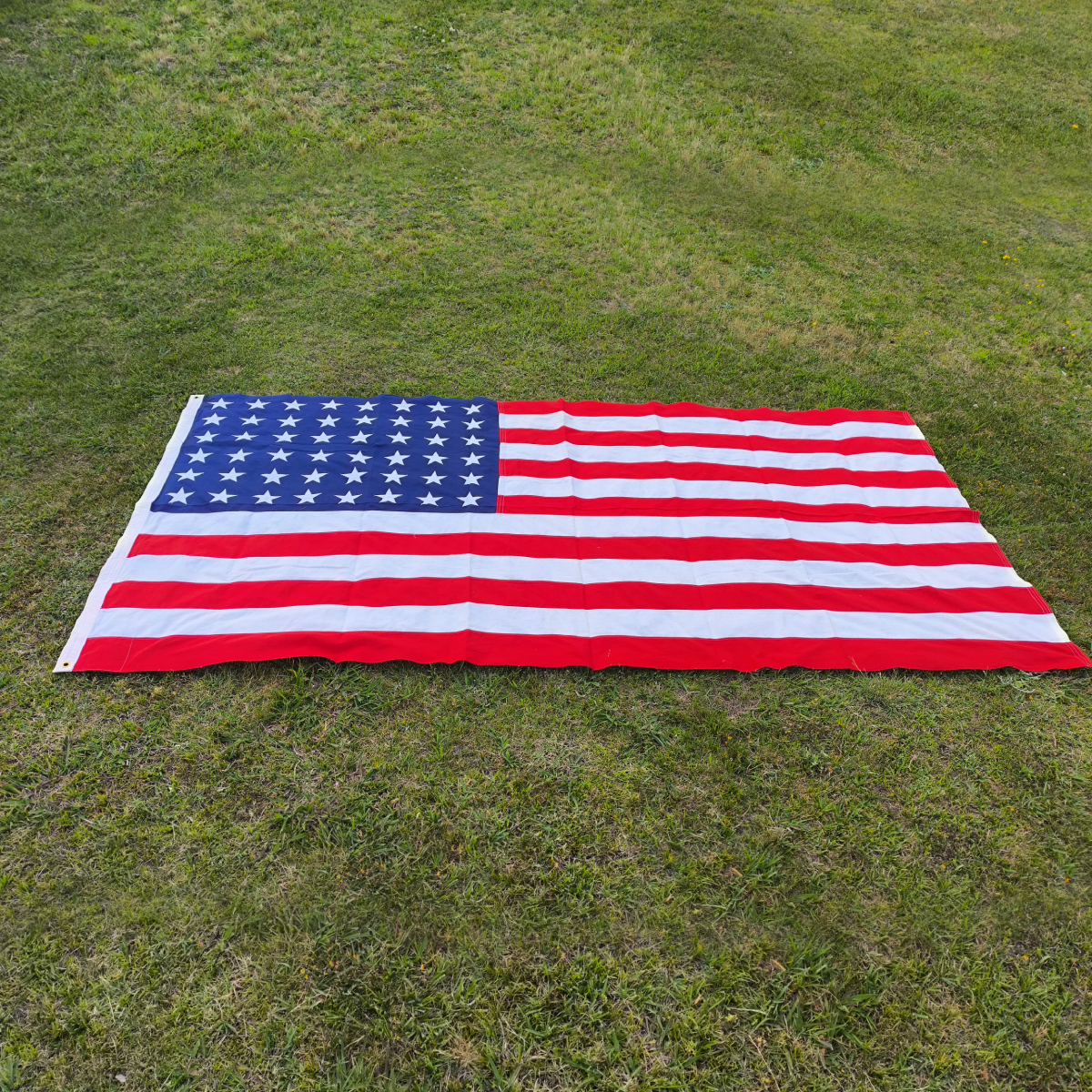Bandeira USA/EUA 5x9.5 pés (+- 150x290 cm) em algodão com estrelas cosidas