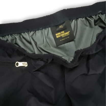 Sobre-calças impermeáveis em Gore-tex