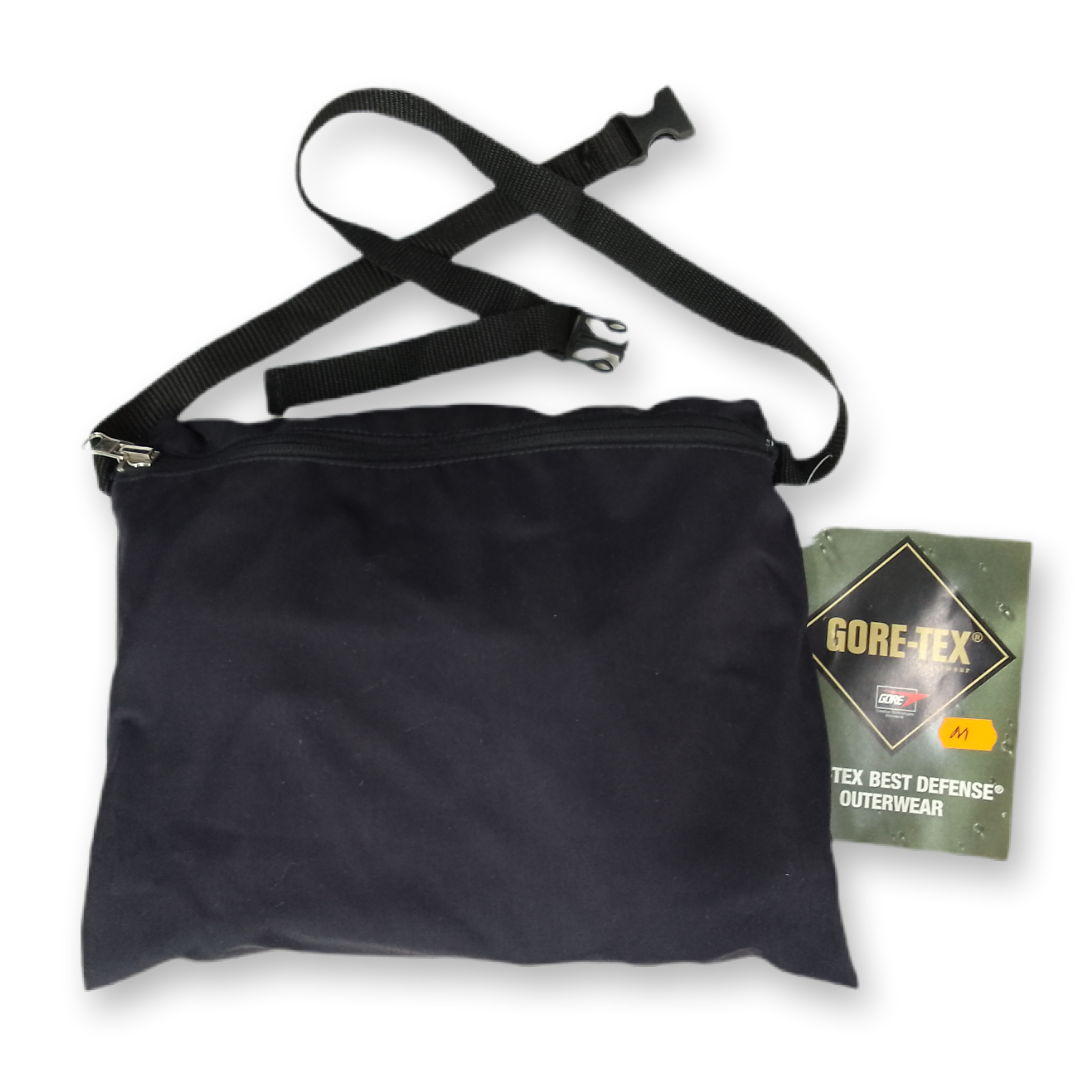 Sobre-calças impermeáveis em Gore-tex