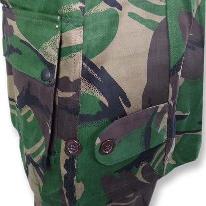 Dolmen camuflado do uniforme de Timor