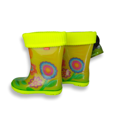 Children's ankle boots with designs