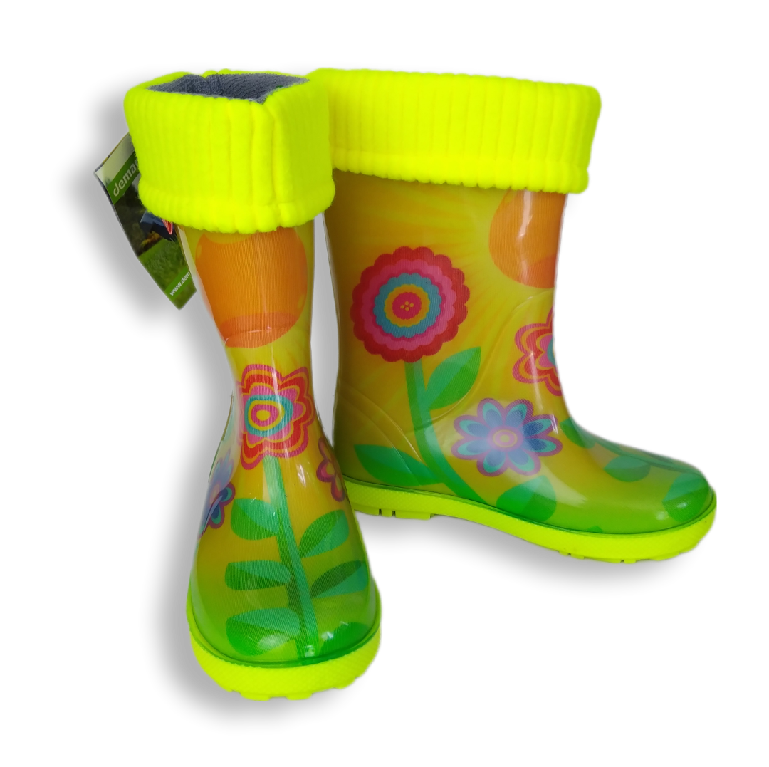 Children's ankle boots with designs