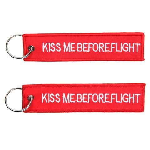 Kiss me before flight keychain