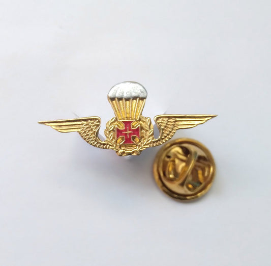 Civilian paratrooper brevet pin